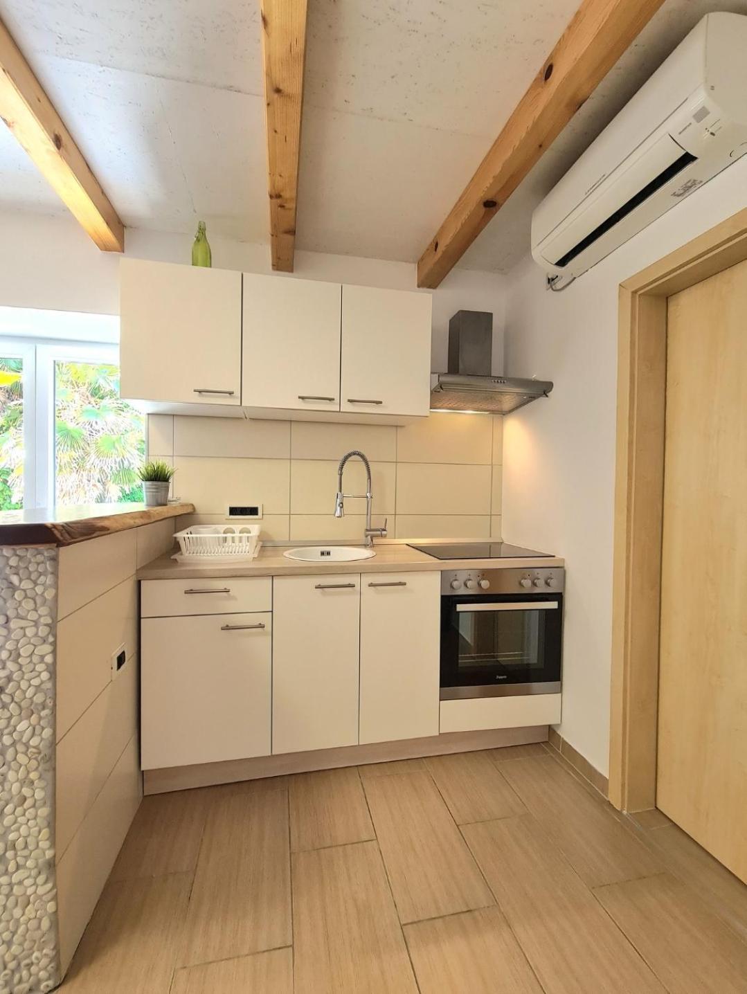 Apartments Sveti Ivan Мощеничка-Драга Номер фото